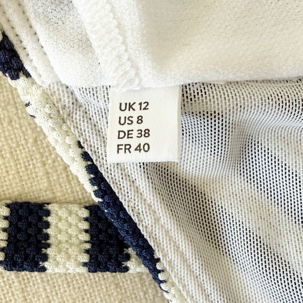 BODEN Arezzo V Neck Nautical Bikini Top - Picture 10 of 11